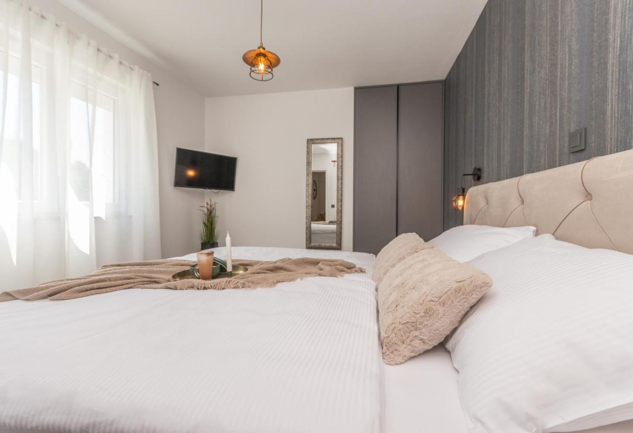 Marilu Luxury Apartments Drage Rum bild
