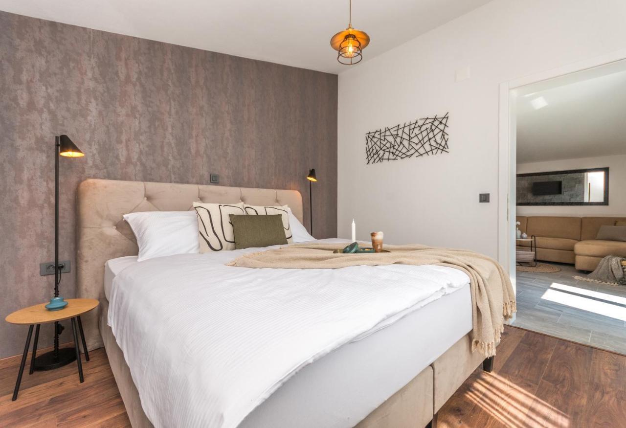 Marilu Luxury Apartments Drage Exteriör bild