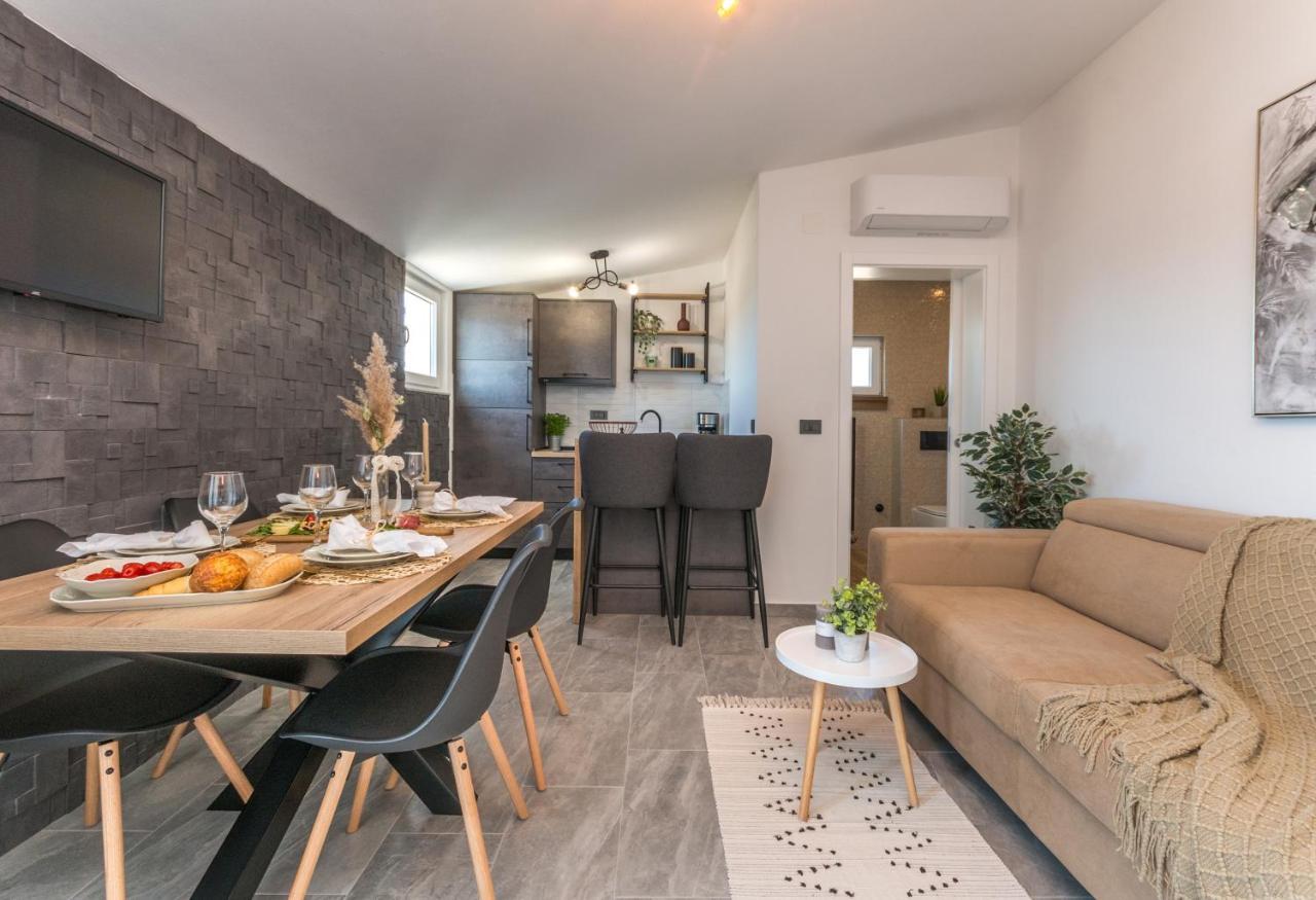 Marilu Luxury Apartments Drage Exteriör bild
